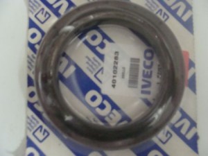 Uszczelniacz piasty tył 