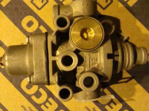 Regulator ciśnienia
