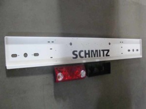 WSPORNIK LAMP PAS TYLNY SKO 2333X295 SCHMITZ